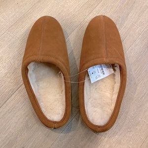 Women’s J. Crew slippers, size 7